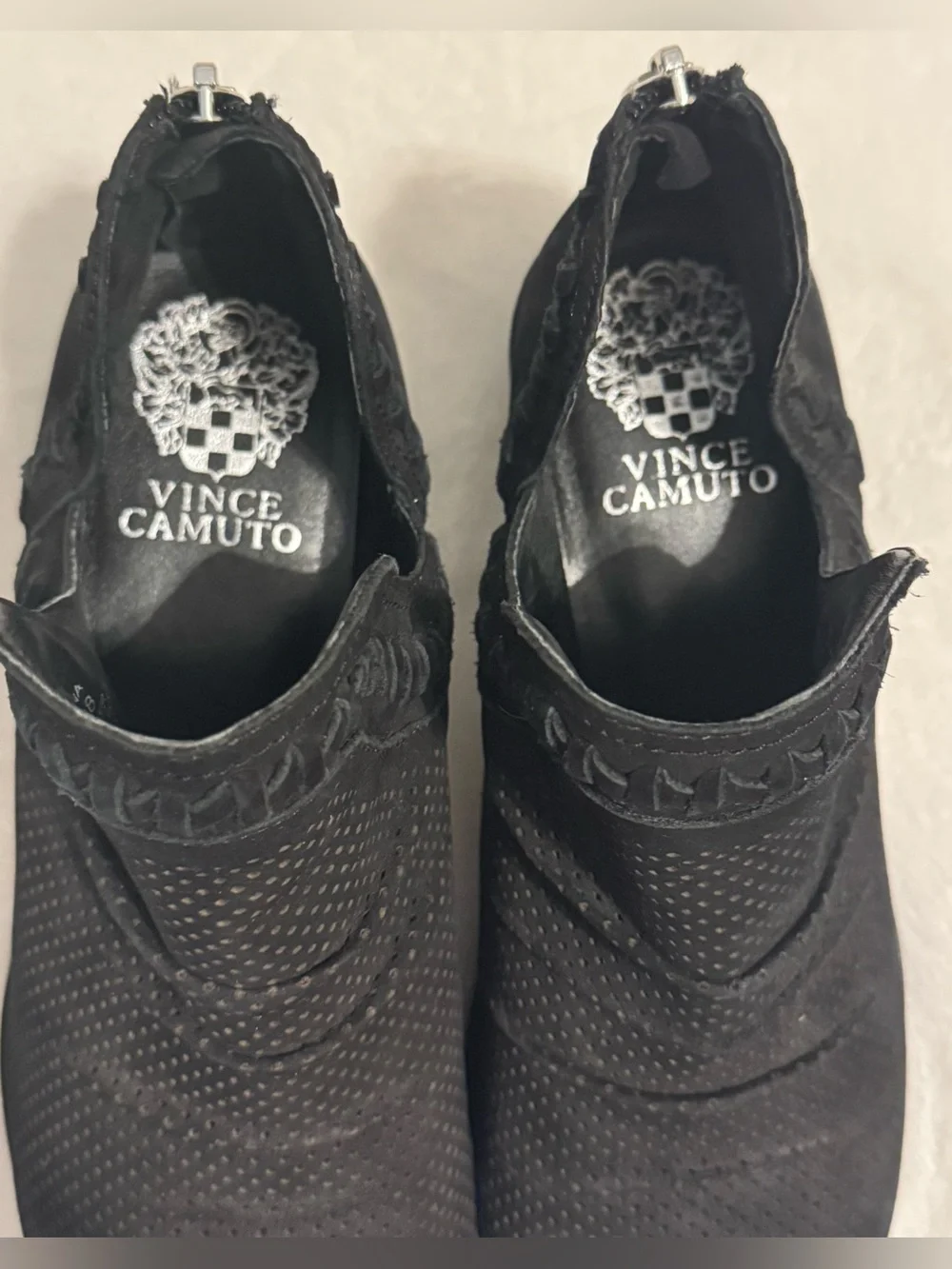 Vince Camuto vince camuto